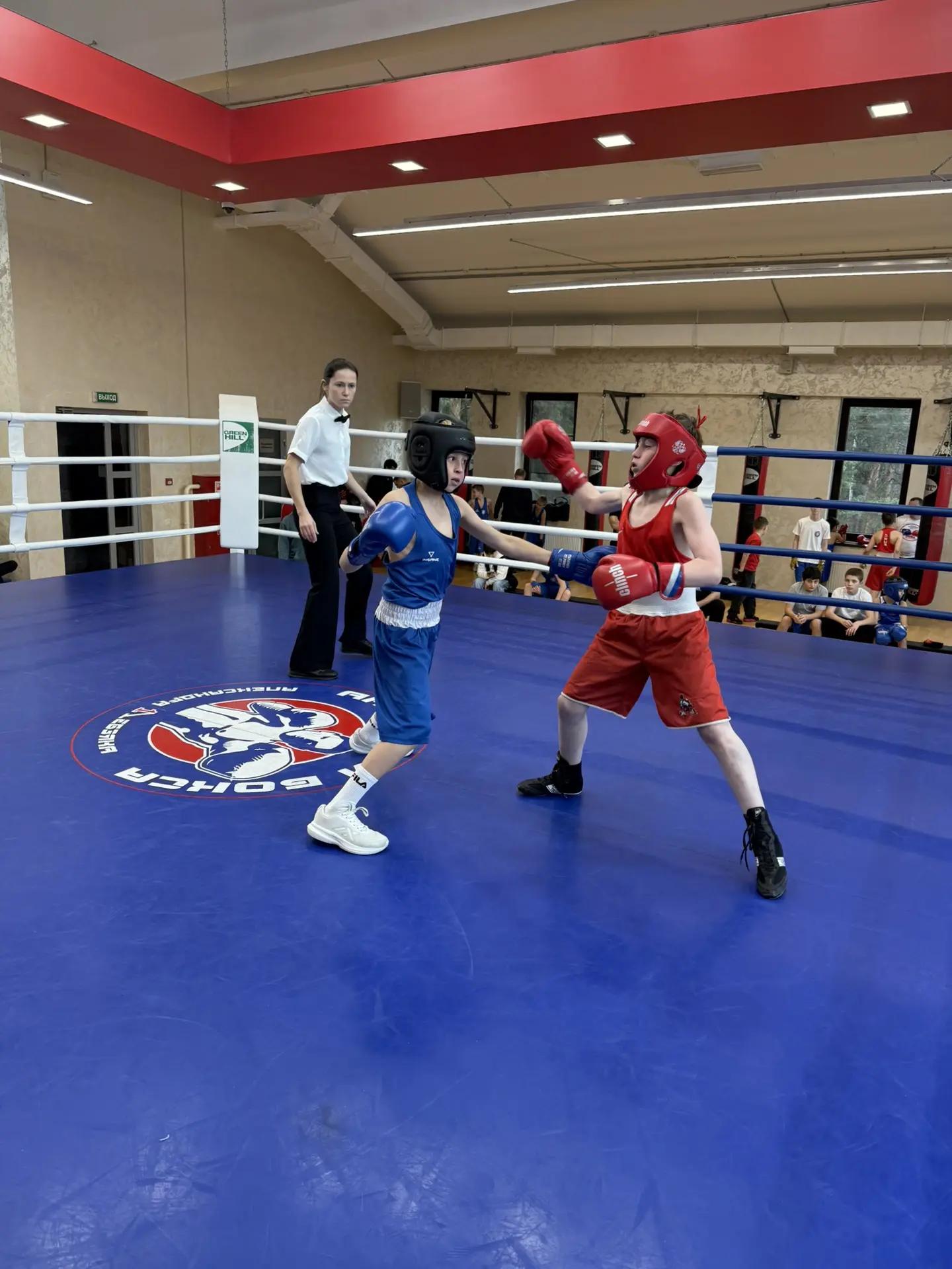 Юбилейный ринг: 10 лет вместе! 🥊🔥